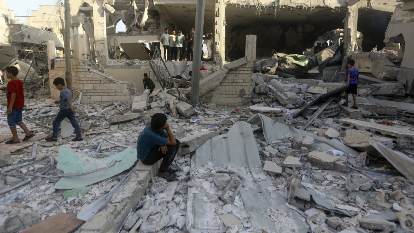 Семейство от Газа е загубило три поколения при въздушен удар