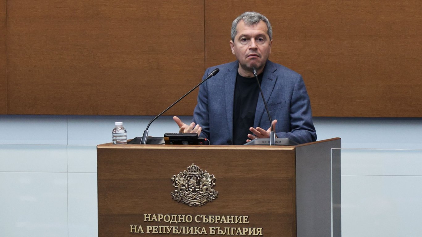 ИТН поиска отстраняването на Кирил Петков като шеф на Комисията по европейски въпроси