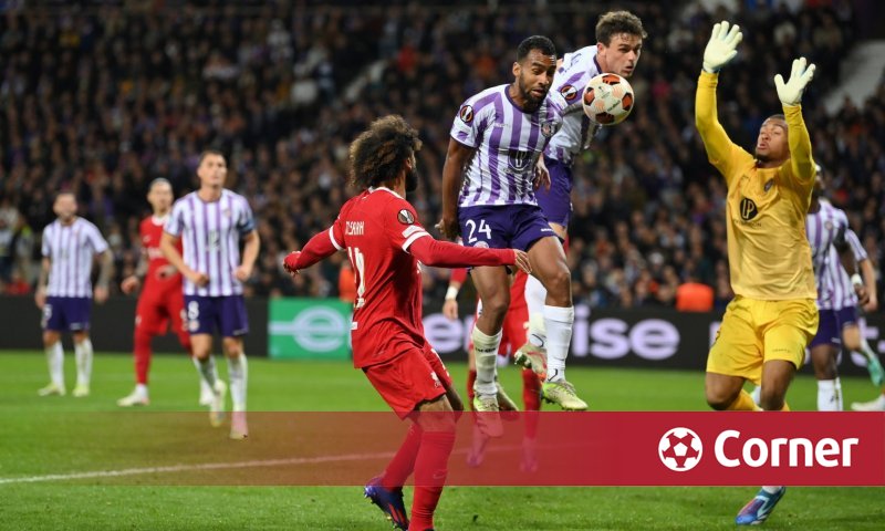 Georgi Kabakov bloque le chemin de Liverpool avec un but non comptabilisé à la dernière minute (vidéo) Georgi Kabakov bloque le chemin de Liverpool avec un but non comptabilisé à la dernière minute (vidéo)