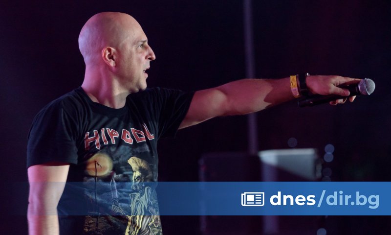 Никола Петров от листата на Глас Народен е бил нападнат