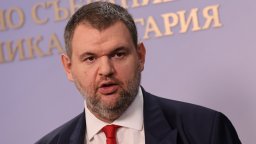 Делян Пеевски: Партиите да не кадруват в болниците, пълна подкрепа за "Пирогов" 