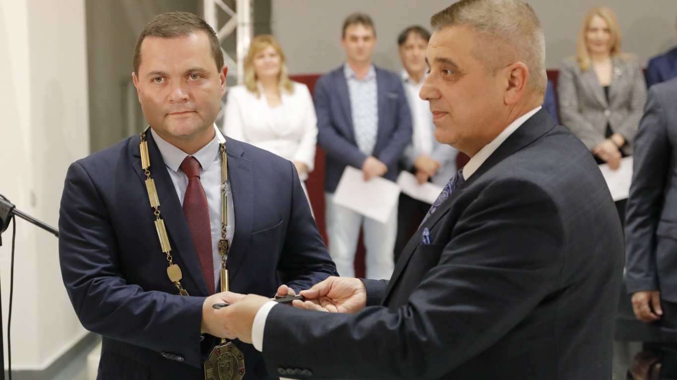 Новоизбраните кмет на Русе и общински съветници встъпиха в длъжност