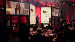 Сара Бърнстийн спечели канадската литературна награда "Гилър"