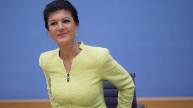 Сара Вагенкнехт която отдавна е сред най известните водещи фигури на