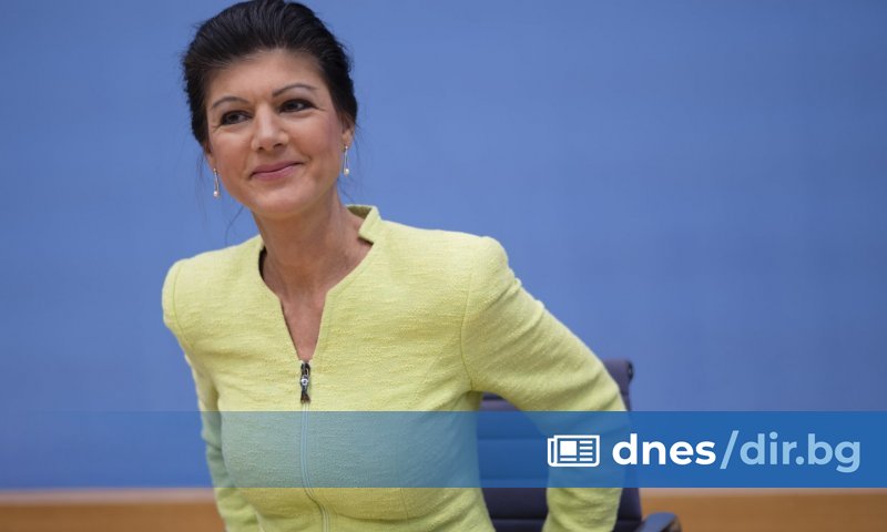 Сара Вагенкнехт, която отдавна е сред най-известните водещи фигури на