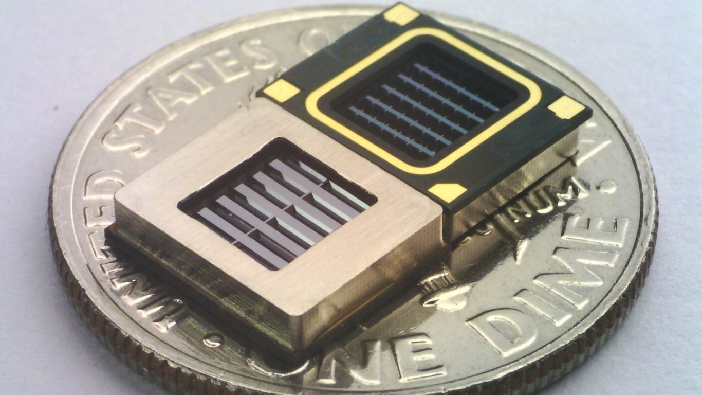 xMEMS представи първите в света ултразвукови силициеви високоговорители