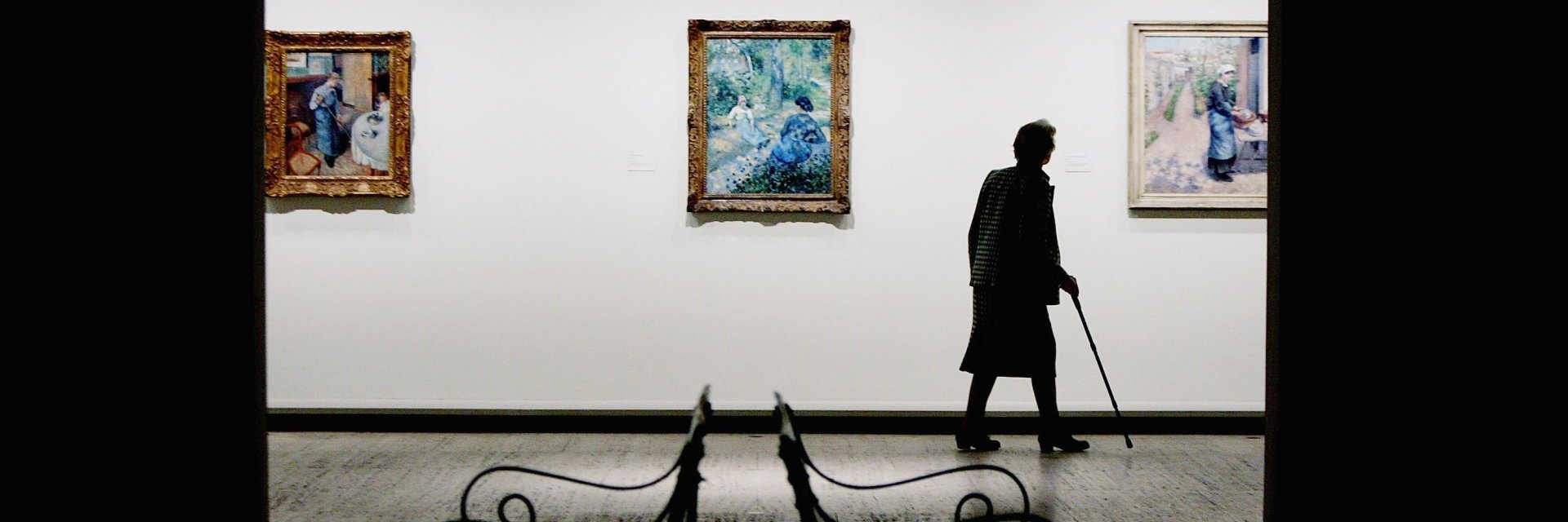 От бедност рисувал ветрила, а днес картините му струват милиони