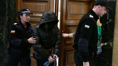 Беше отлична ученичка умна интелигентна възпитана слънчево дете Къде отиде