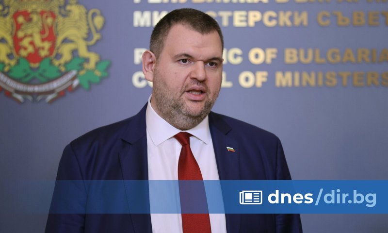 Пеевски обяви, че ще подаде сигнал в прокуратурата и ДАНС
