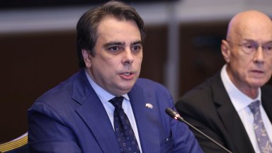 От Агенция Митници казаха ясно вчера че има одобрени квоти