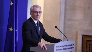 Неприемливо е полицаи в центъра на София да действат по