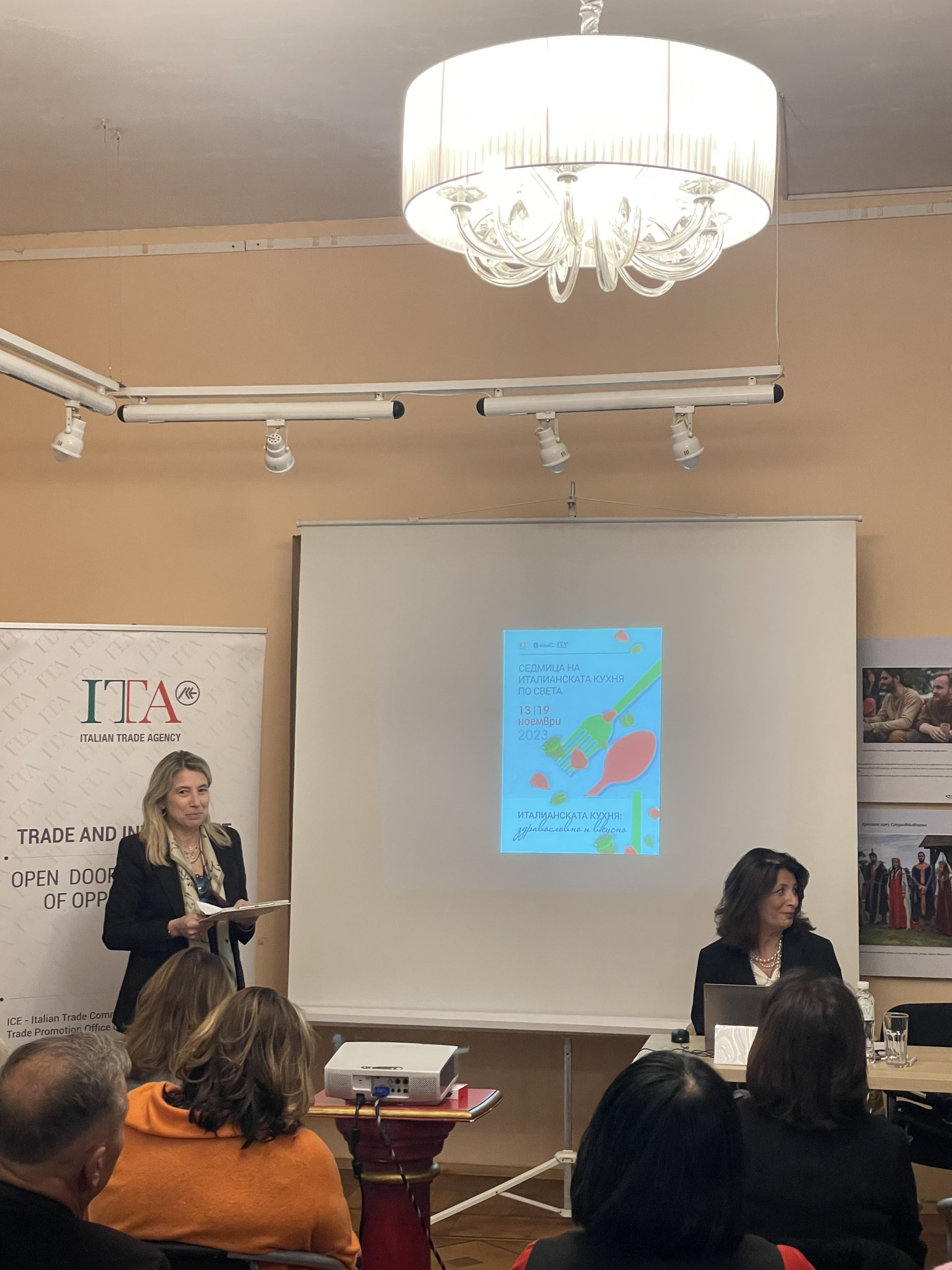 Проф. Алесандра Дженаро представя в София спецификите на Лигурия и употребата на розата в италианската кухня 