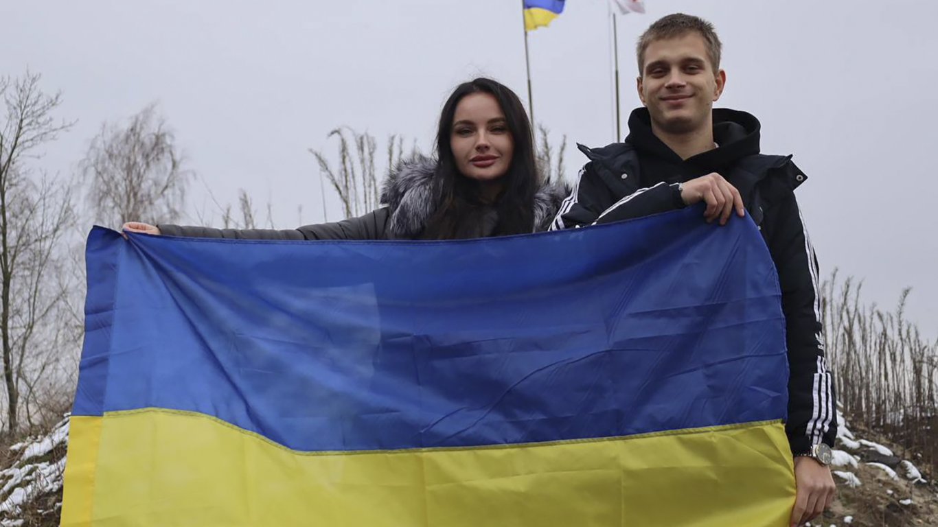 Украински тийнейджър се завърна в родината си, след като е бил отведен в Русия