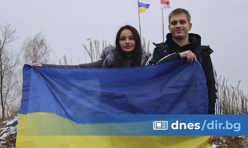 Богдан Ермохин, който в същия ден навърши 18 години, се