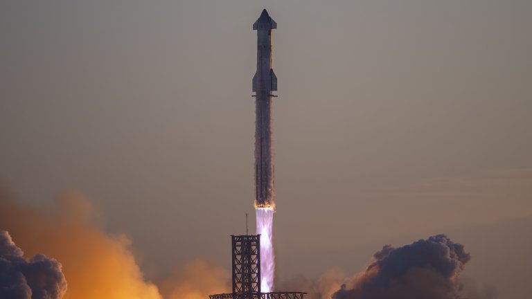 SpaceX може да изстреля своята марсианска мега ракета още днес