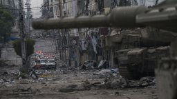 Израел сложи край на операцията край болницата в Газа, "Хамас" нарече военните действия "клане"
