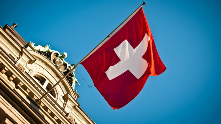 Швейцарският парламент отхвърли решение на ЕСПЧ по искане на климатични активистки