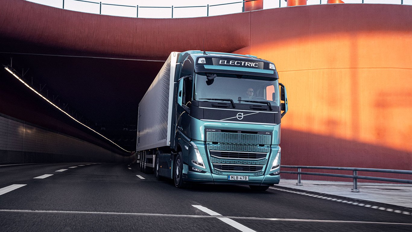 Volvo FH Electric стана „Камион на годината 2024”