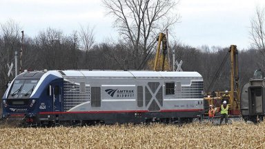 Губернаторът на щата Кентъки Анди Бишиър обяви снощи извънредно положение