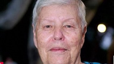 Сред тях е 77 годишната Хана която е роднина на сънародника