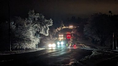 Заради обилните снеговалежи няма ток и на много места в