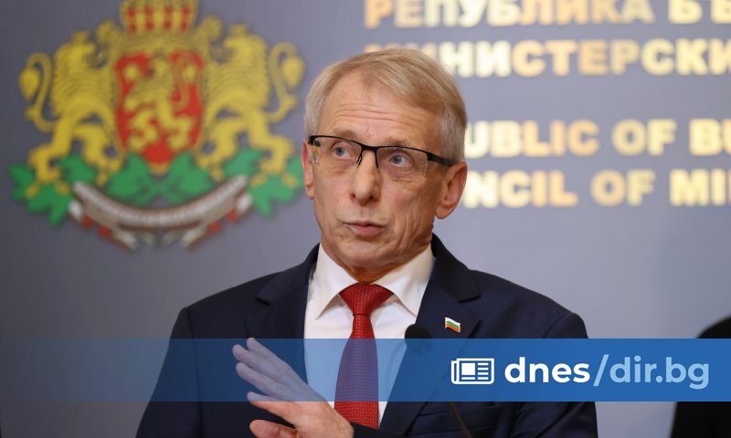 Денков: Не е работа на парламента кой директор на болница