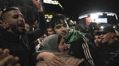 Пускането на свобода на заложници и затворници се извършва по