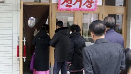 За първи път от 60 г. Пхенян отбеляза наличие на различен вот в местните избори