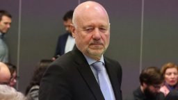 Тагарев: Русия прилага агресивна стратегия за дестабилизиране на страните от Черноморския регион