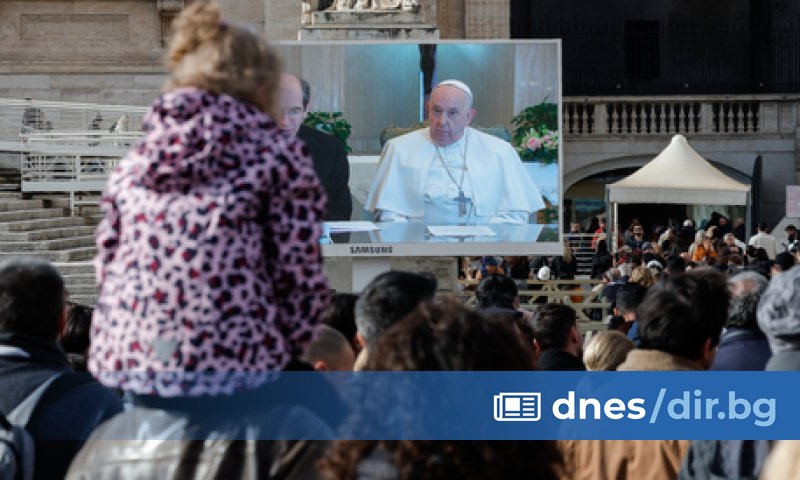 Папа Франциск прие, макар и с голямо съжаление, молбата на