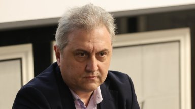 Тодор Ялъмов, СУ: За бърз икономически растеж - инвестиции в чужбина