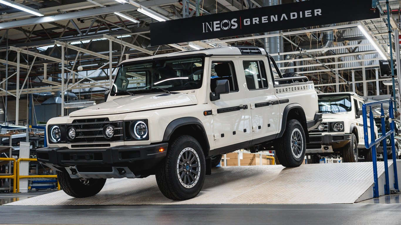 INEOS Automotive започна производството на най-проходимия пикап в света