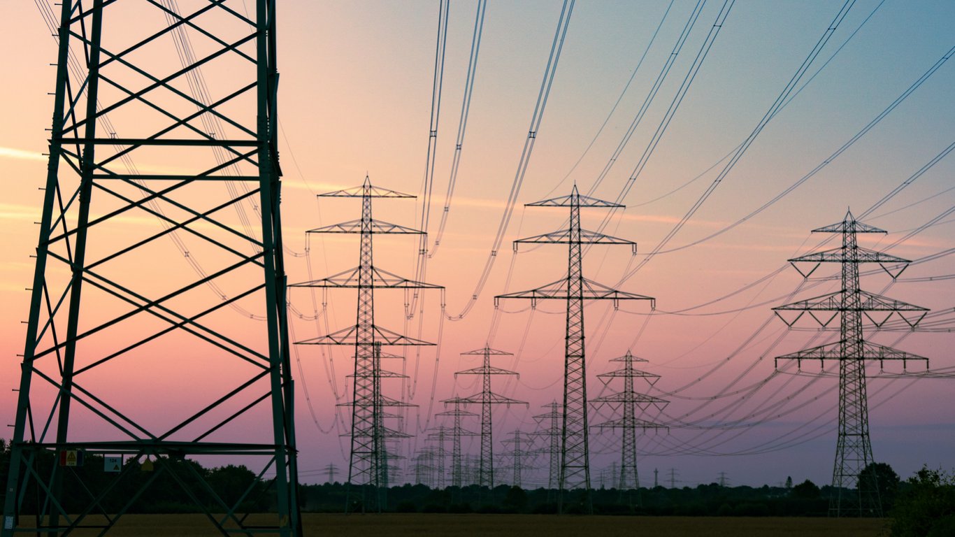 КЕВР предлага за обществено обсъждане промени в наредба, която засяга регулирането на цените на електроенергията