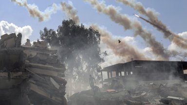 Израел и Хамас сложиха точка на примирието и отново влязоха в бой