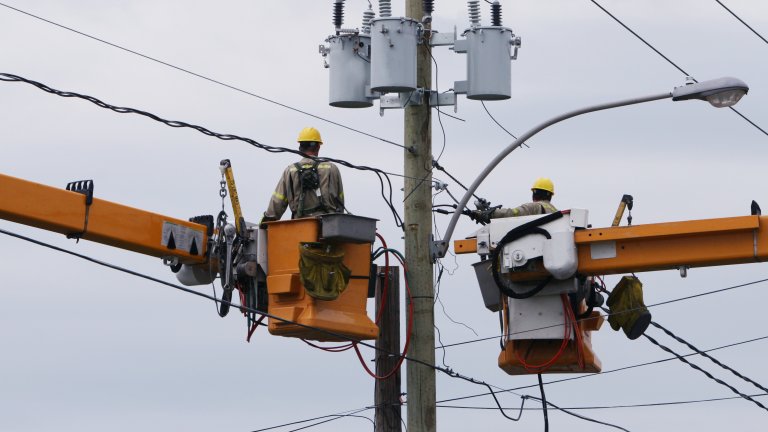 Нова наредба намалява сроковете за присъединяване към електрическите мрежи