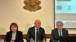 Специалности на вузовете вече носят над 6000 лв. заплата, под 1% е безработицата при медици и математици