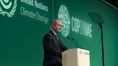 Румен Радев на КОП28: Емисиите парникови газове в България намаляха с повече от 50%