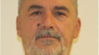 Роденият на 12 декември 1964 г в Скопие Палевски е