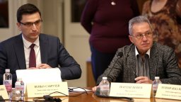 ГЕРБ и ДПС изненадаха Йордан Цонев с бойкот на заседанието на бюджетната комисия