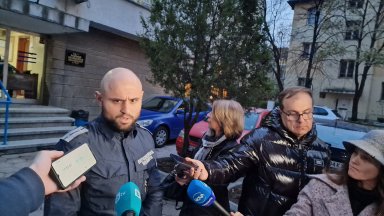 Баев каза че по време на нощна смяна в събота