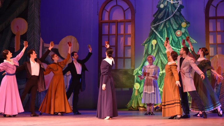 Празнично настроение в Бургаската опера с два спектакъла на "Лешникотрошачката"