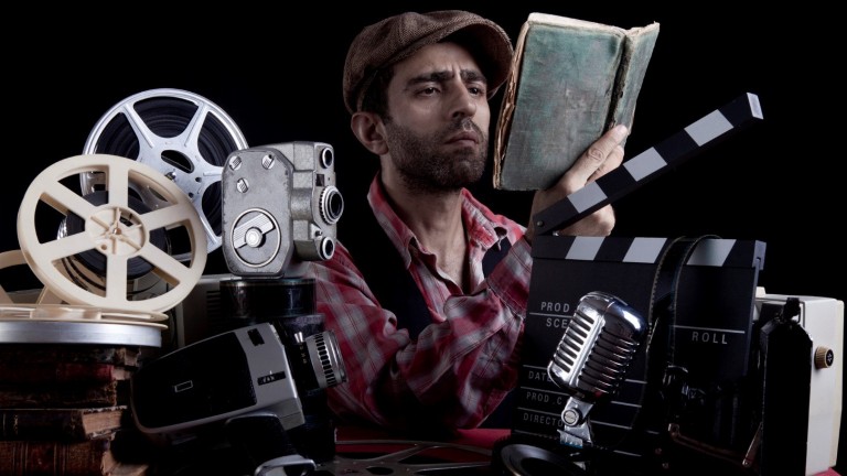 В сезона на "голямото пазаруване": Допустимо ли е да се премахнат литературните жанрове