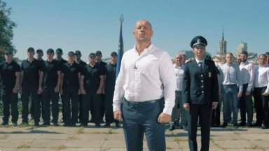 Кива беше член на парламента в Киев преди Москва да