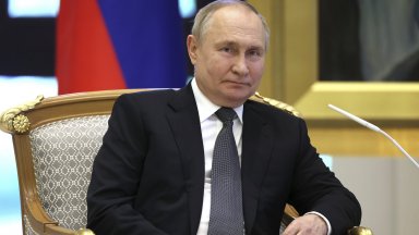 Путин когото Западът се опитва да изолира след офанзивата му
