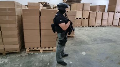 Най голямата фабрика за незаконно производство на цигари в България е