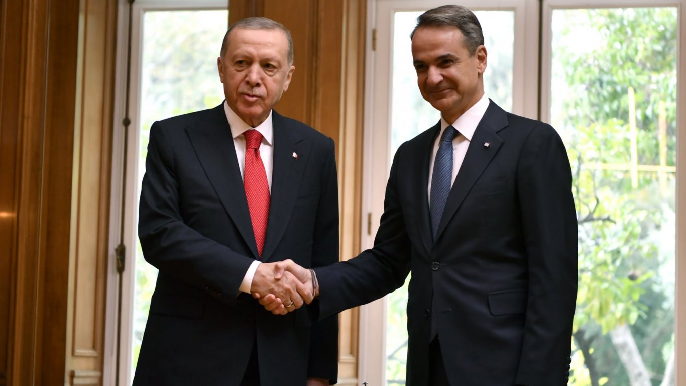 Ердоган и Мицотакис подписаха декларация за приятелските отношения между Турция и Гърция
