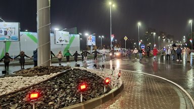 Новината събра десетки шуменци на протест на фаталното кръстовище Хората