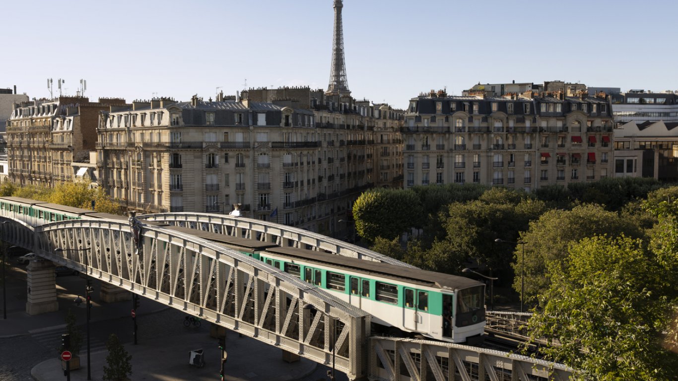 Париж ще има нова огромна метро мрежа