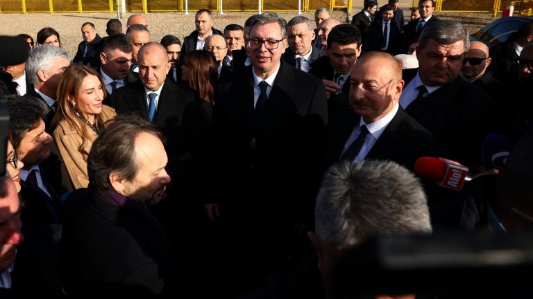 Радев, Вучич и Алиев дадоха старт на газовата връзка между България и Сърбия (снимки)