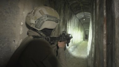Бойци от палестинската войнствена групировка Хамас са използвали тунела за